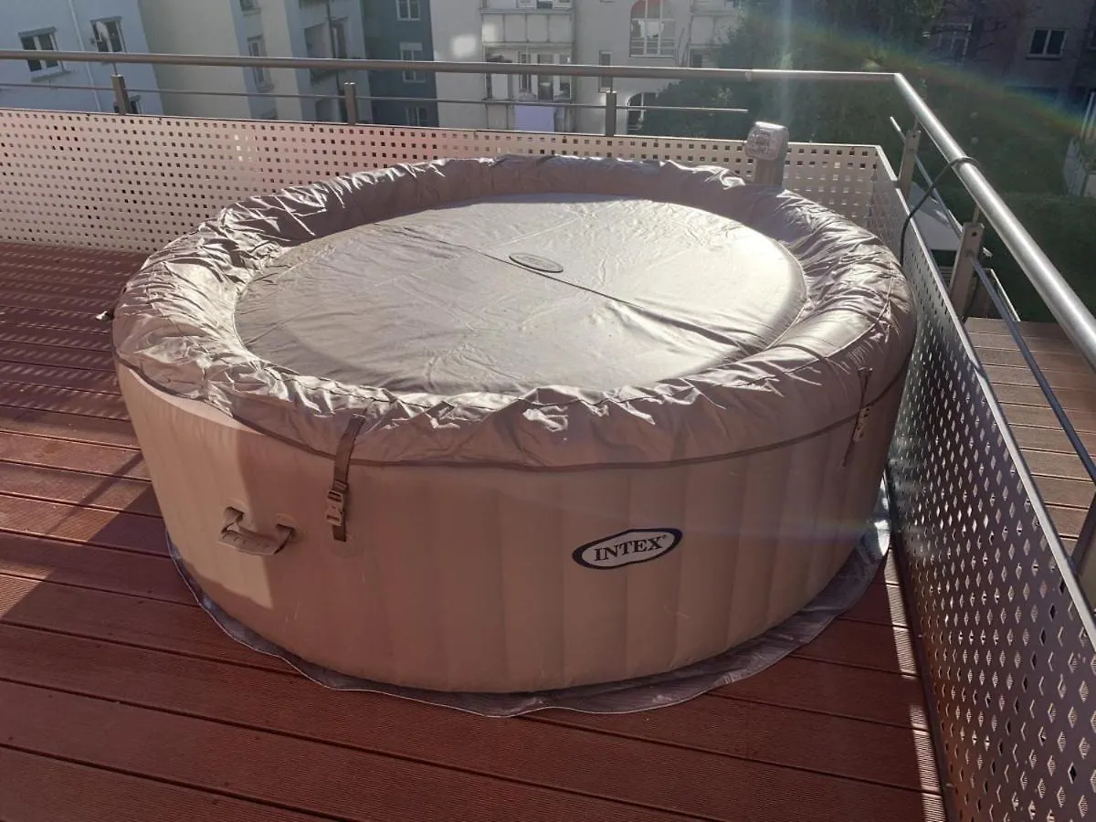 Komfort Oase Mit Klimaanlage, Terrasse Und Whirlpool Stuttgart Apartamento